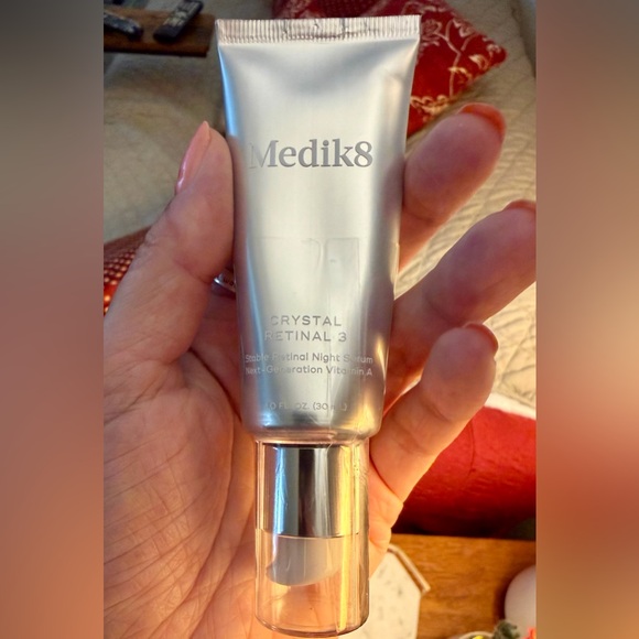 NWT Medik8 Crystal Retinal 3 Night Serum - 1.0 FL. oz (30ML) - Picture 2 of 2